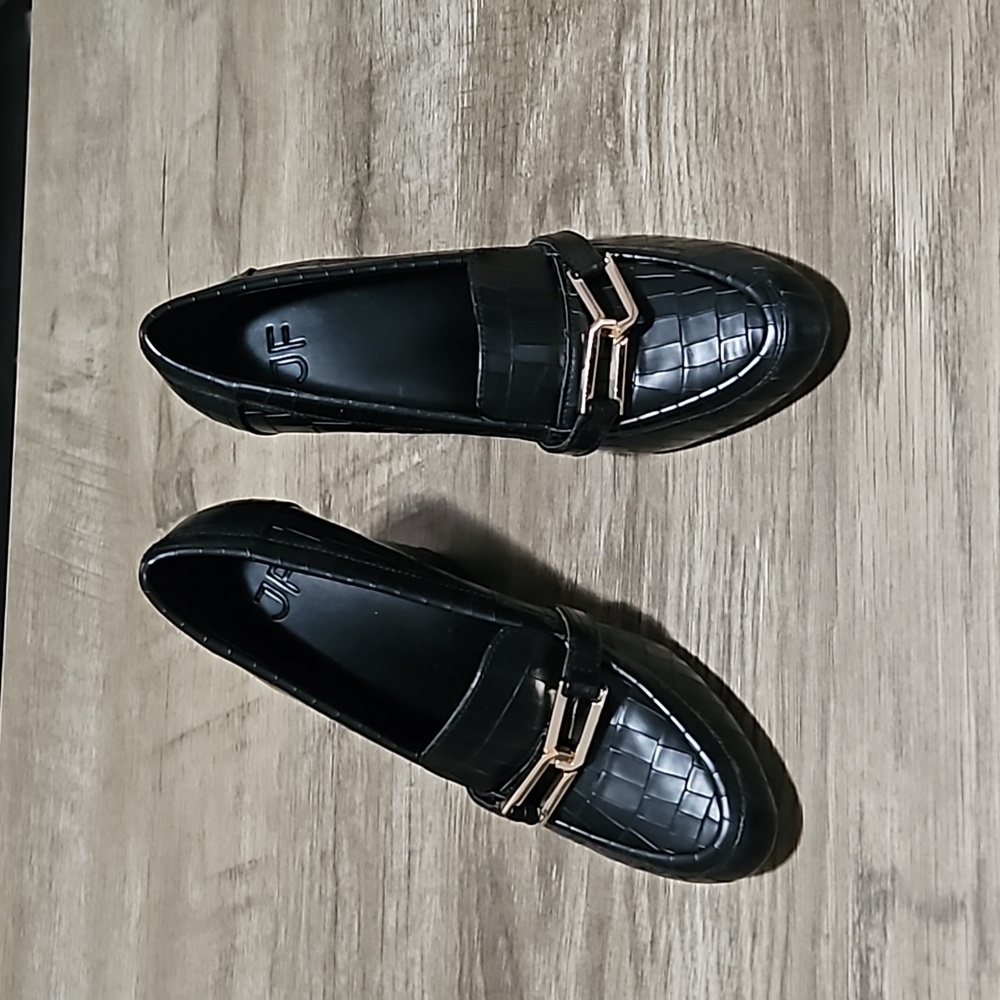 JUSTFAB MARISSA HARDWARE LOAFER PUMPS 6